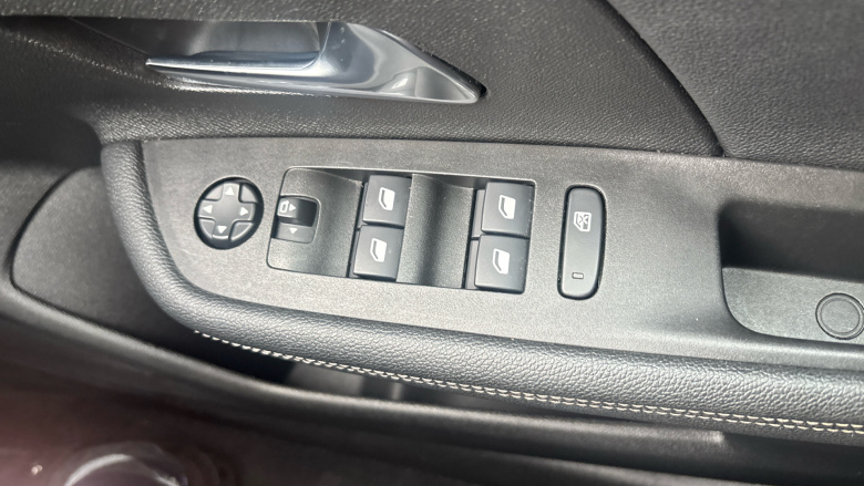 Vauxhall Mokka 1.2 Turbo 136 Ultimate 5dr Petrol Hatchback